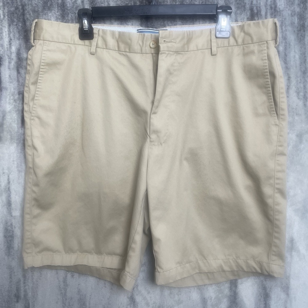 Peter Millar Crown Comfort Shorts, Khaki, Size‎ 38. Inseam 9